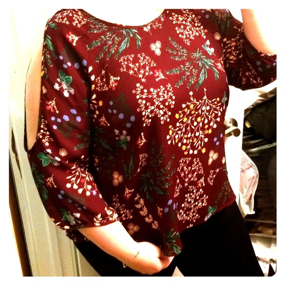 Floral Cold-Shoulder Blouse - Picture 1 of 7